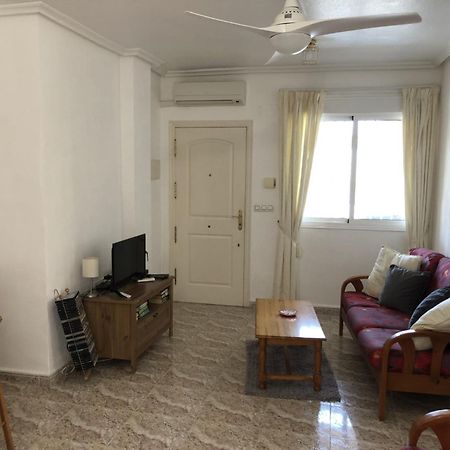 Torrevieja, La Torreta Ground Floor Apartment With Large Private Patio Garden المظهر الخارجي الصورة